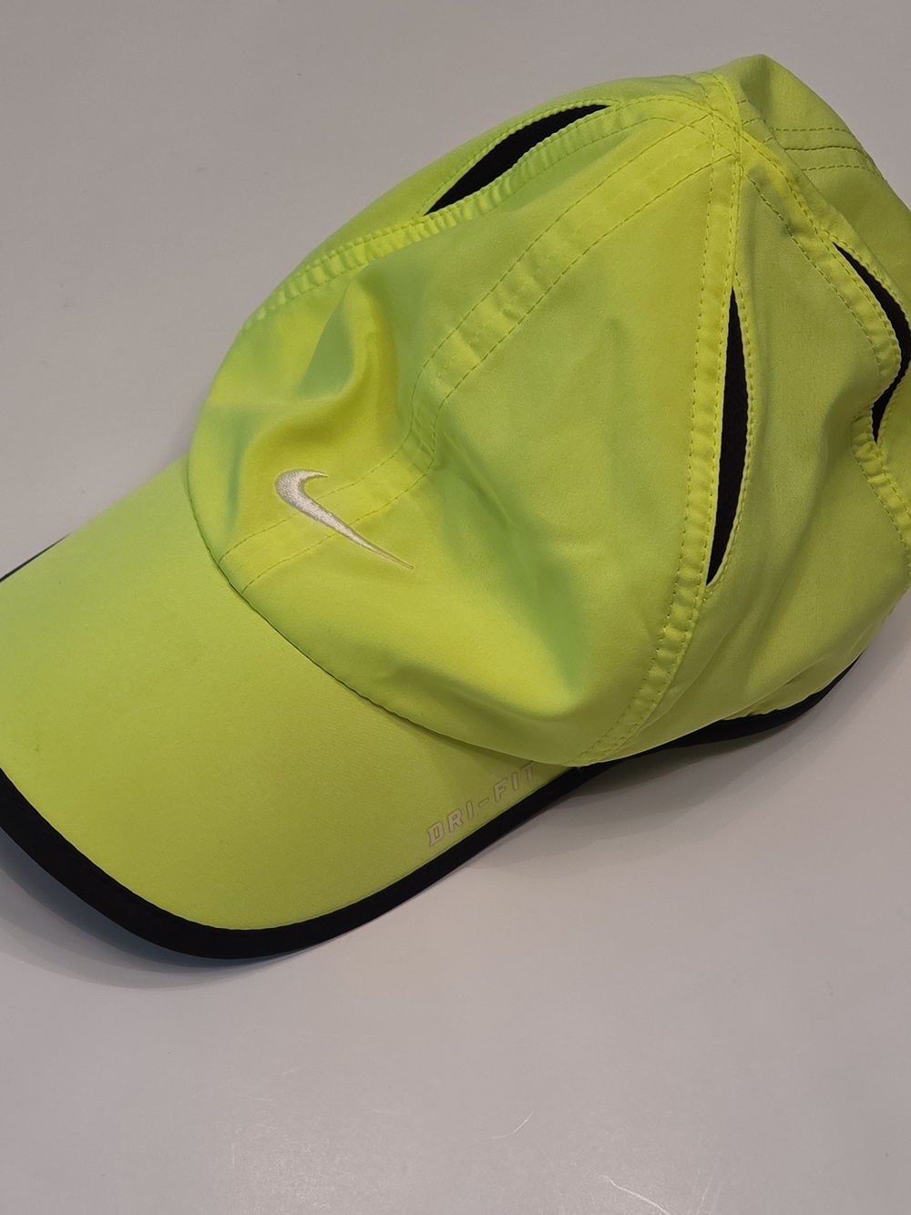 Nike Featherlight Dri-Fit Tennis Running Neon Volt Yellow Hat Cap Adjustable